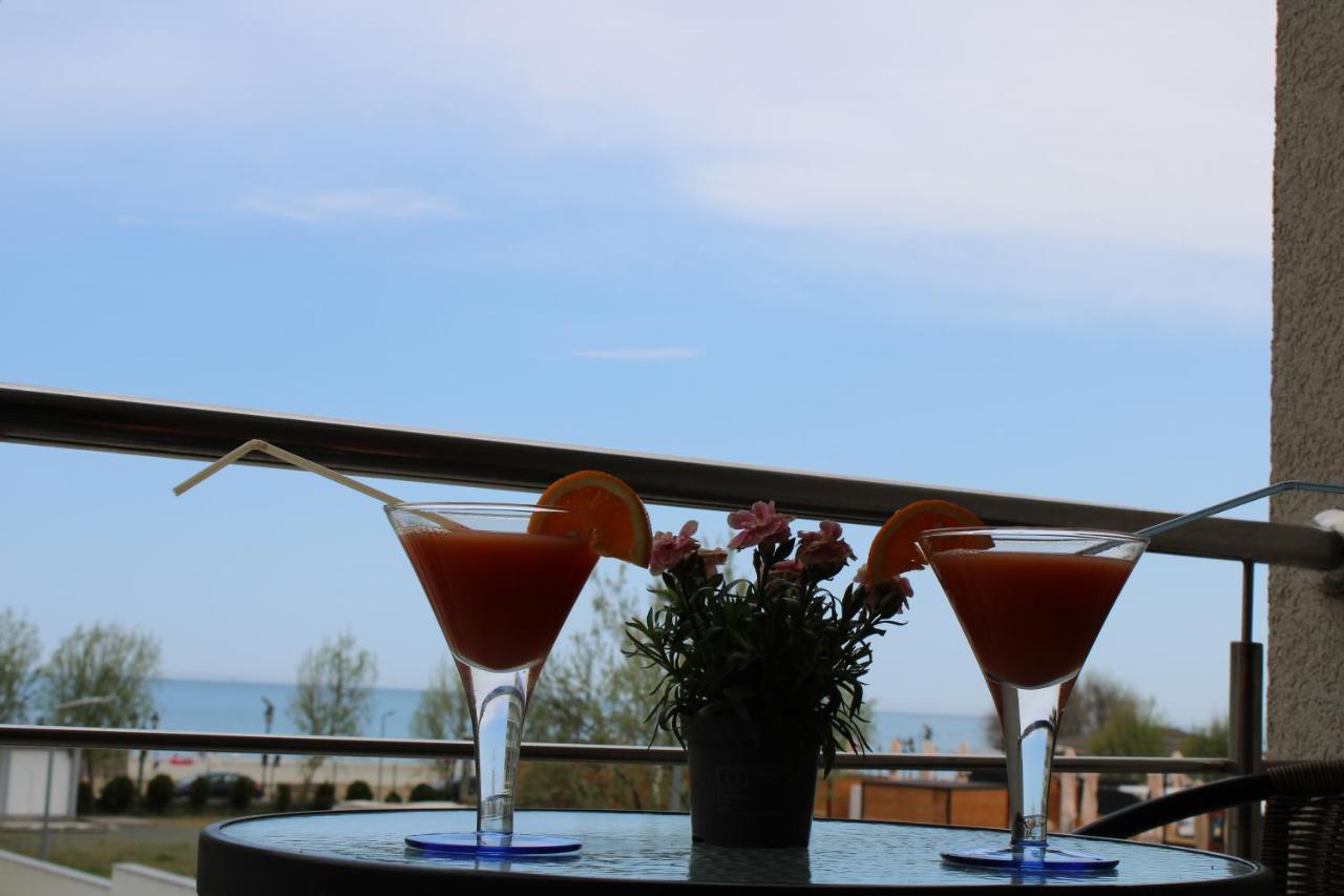 Năvodari Bluewaves Apartment Mamaia Nord מראה חיצוני תמונה