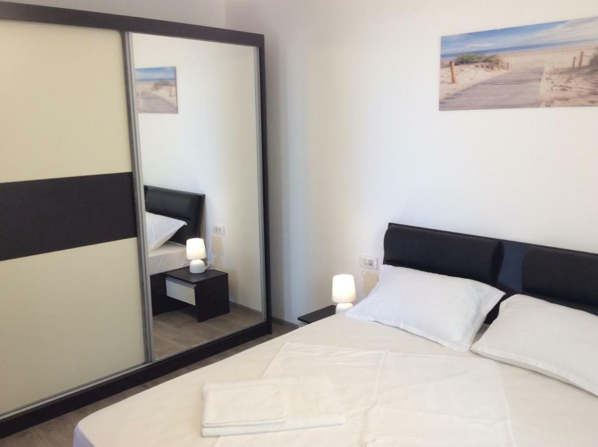 Năvodari Bluewaves Apartment Mamaia Nord מראה חיצוני תמונה